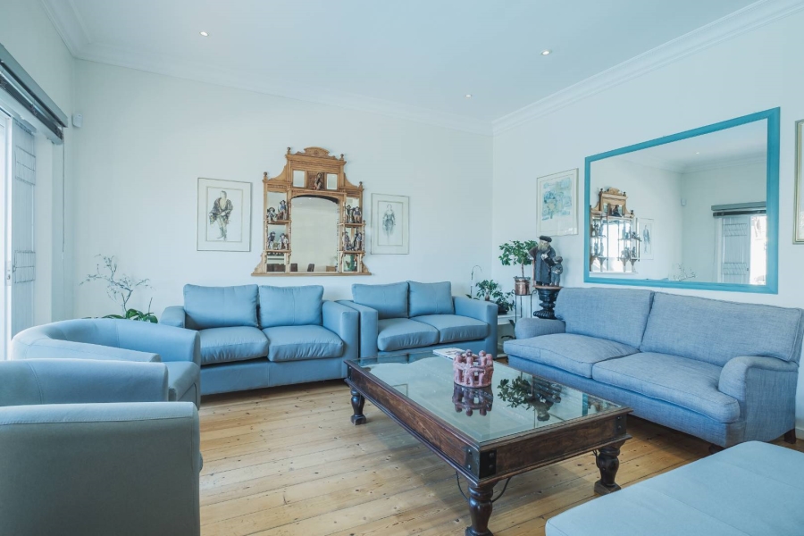 4 Bedroom Property for Sale in Fresnaye Western Cape